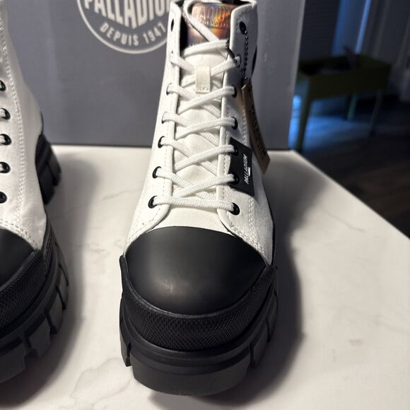 Palladium Women’s Revolt Hi TX Platform Boot in Star White - 97242-116-M Size 10 - Picture 2 of 11